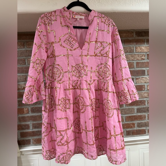 Jude Connally Dress Small Pink Gold Geometric Bell Sleeve Tunic V-Neck Resort - Picture 2 of 5